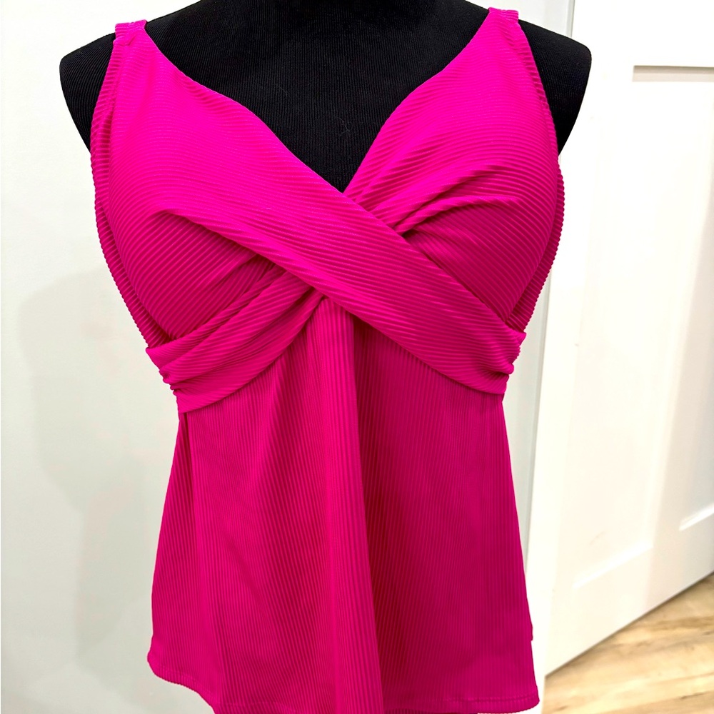 FRESHWATER TANKINI. Size 2X. NEW with tags.